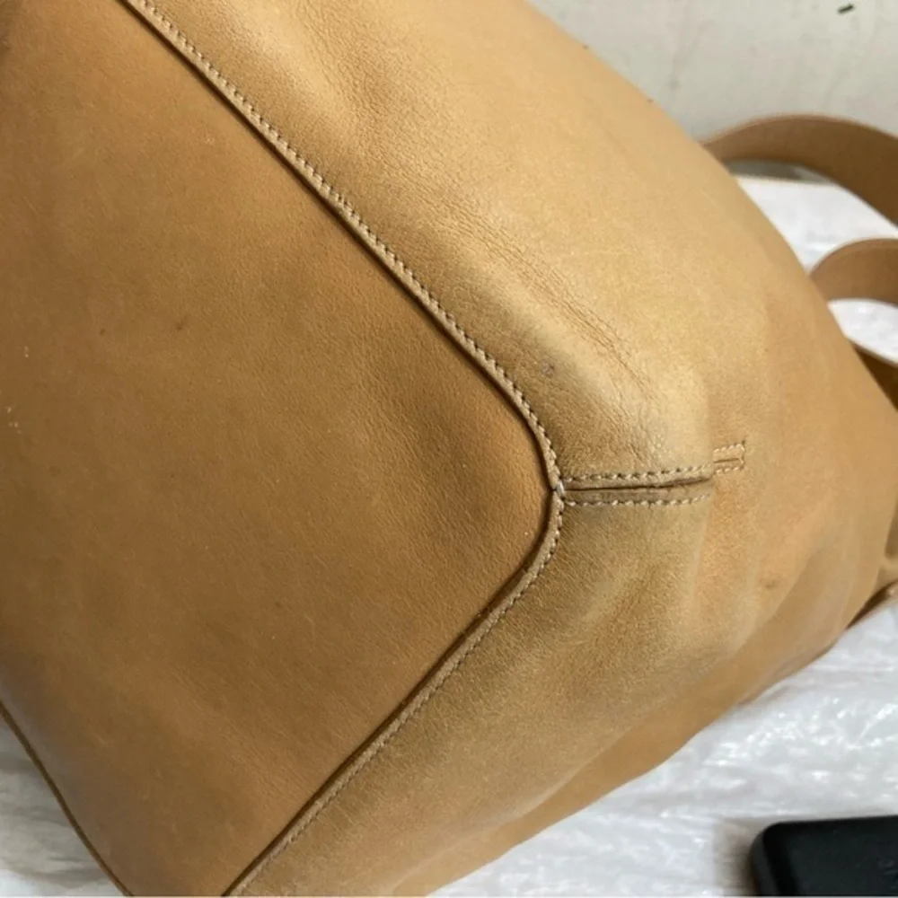 Coach vintage XL Leather Convertable Duffle Bag Tote Purse 9151 tan nickel